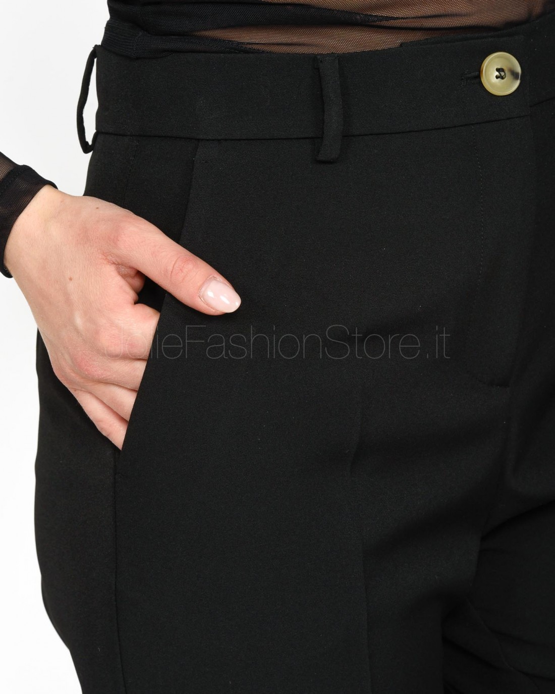 Pantalone nero culotte doppio bottone sigaretta a tre quarti