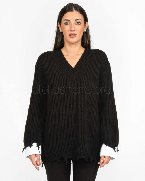 Solo Tre Maglione Scollo a V Nero con Polsini  M3S0020 A 99