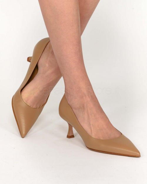 Sergio Levantesi Low Heel Pumps Hazelnut  ELLE CALF NOCCIOLA