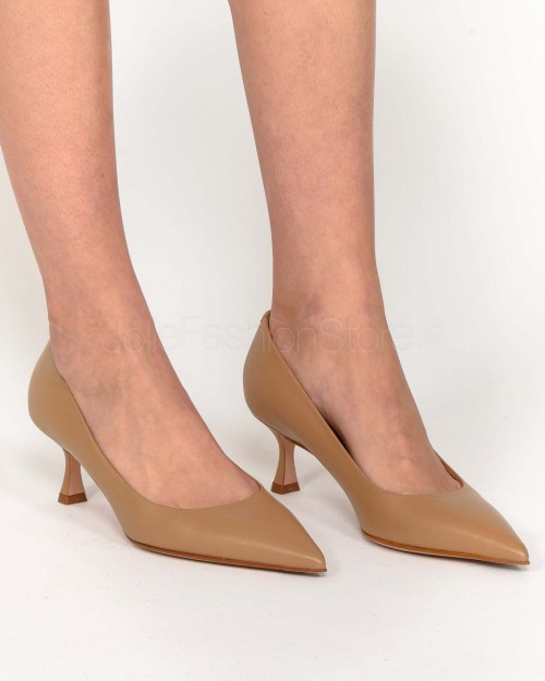 Sergio Levantesi Low Heel Pumps Hazelnut