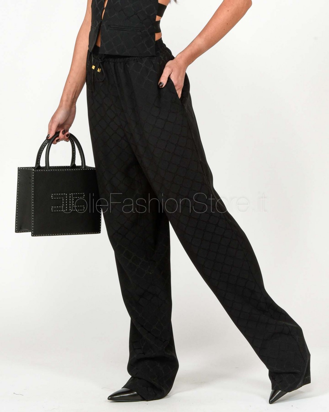 Elisabetta Franchi Pantalone Joggers In Satin Con Losanga Jacquard Nero  PA09152E2 110