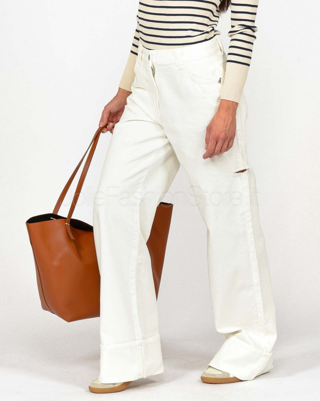 Patrizia Pepe PANTS/TROUSERS White  2P1690 D107 W146